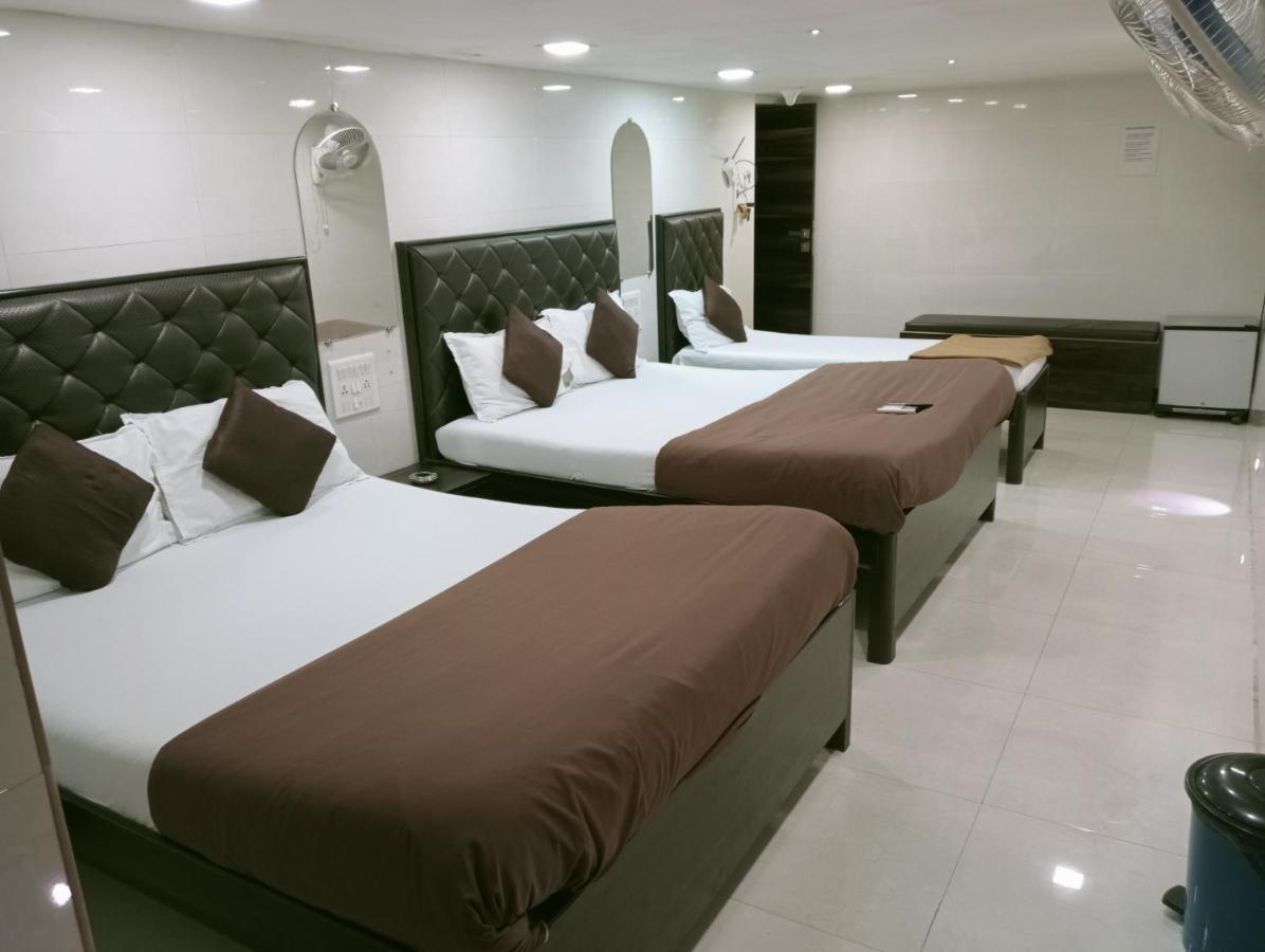 Hotel Qamar Mumbai  Buitenkant foto