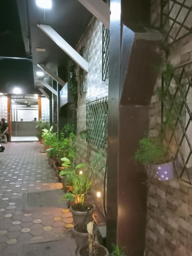 Hotel Qamar Mumbai  Buitenkant foto