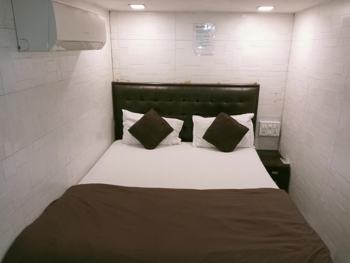Hotel Qamar Mumbai  Buitenkant foto