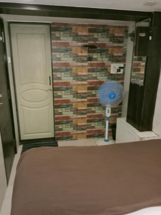 Hotel Qamar Mumbai  Buitenkant foto