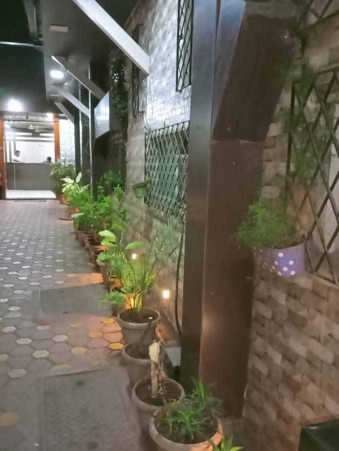 Hotel Qamar Mumbai  Buitenkant foto