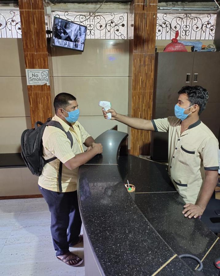 Hotel Qamar Mumbai  Buitenkant foto
