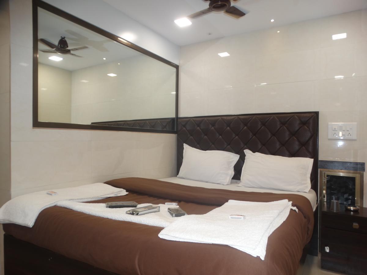 Hotel Qamar Mumbai  Buitenkant foto